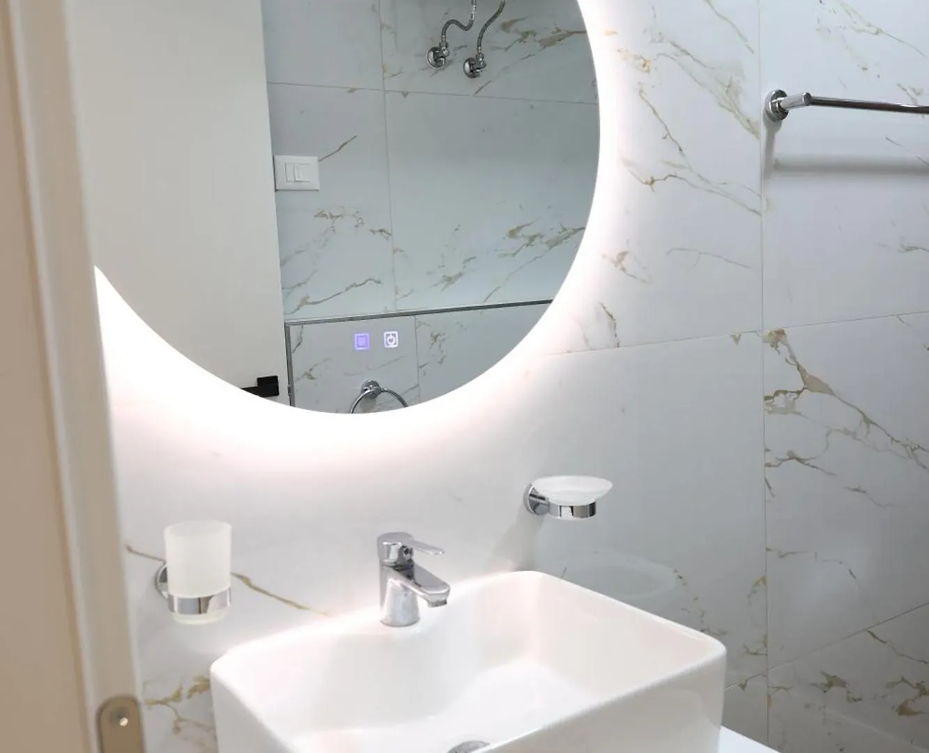 Amel Deluxe Apartment Durres Albania