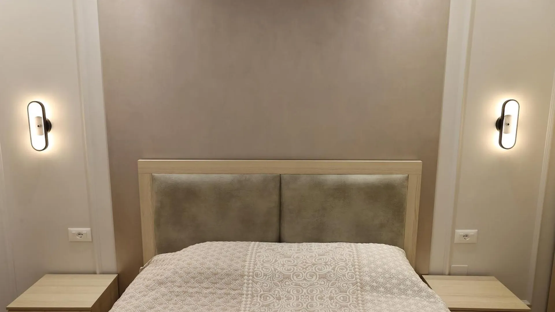 Amel Deluxe Apartment Durres