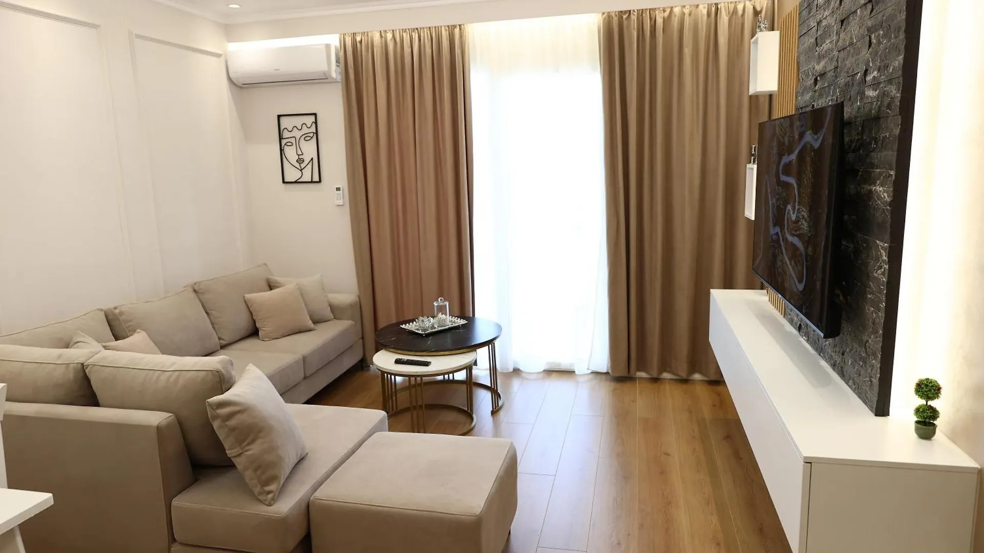 Amel Deluxe Apartment Durres 0*,