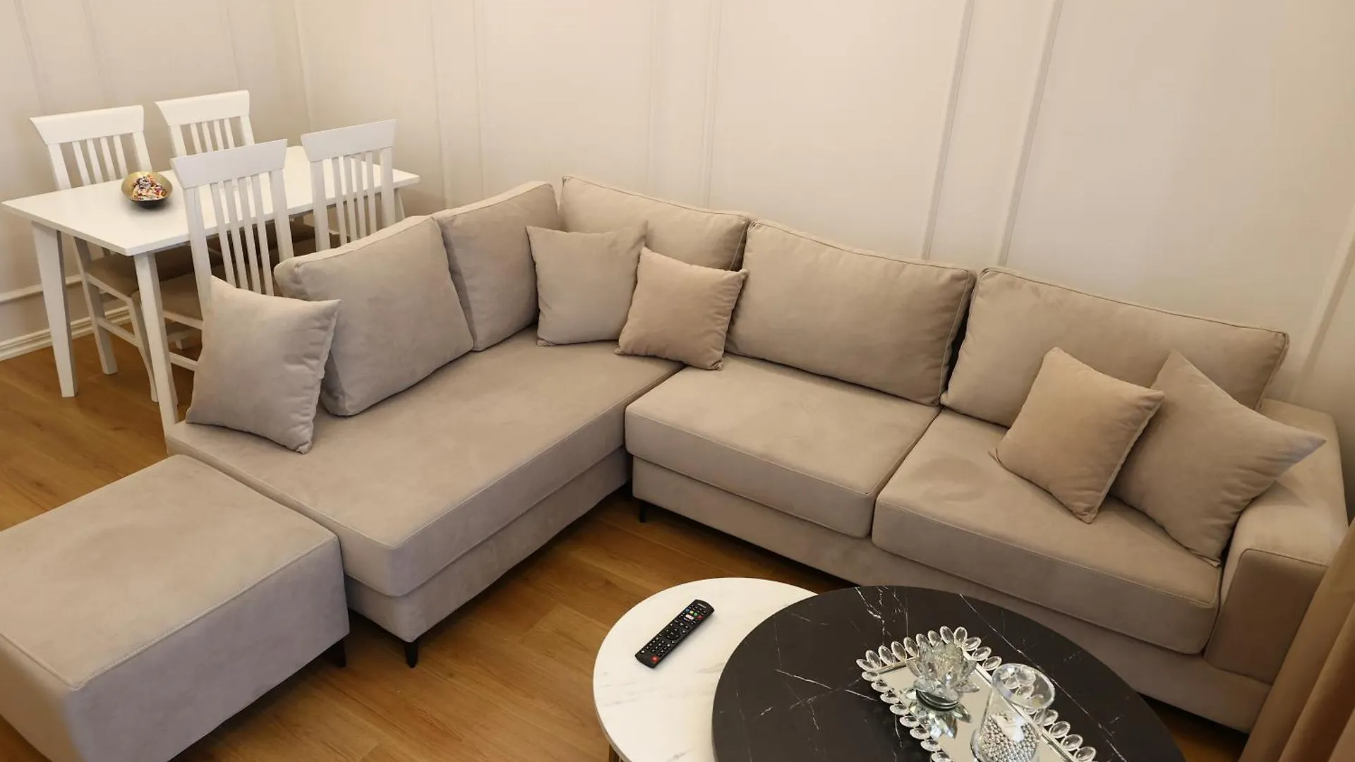 Amel Deluxe Apartment Durres Albania