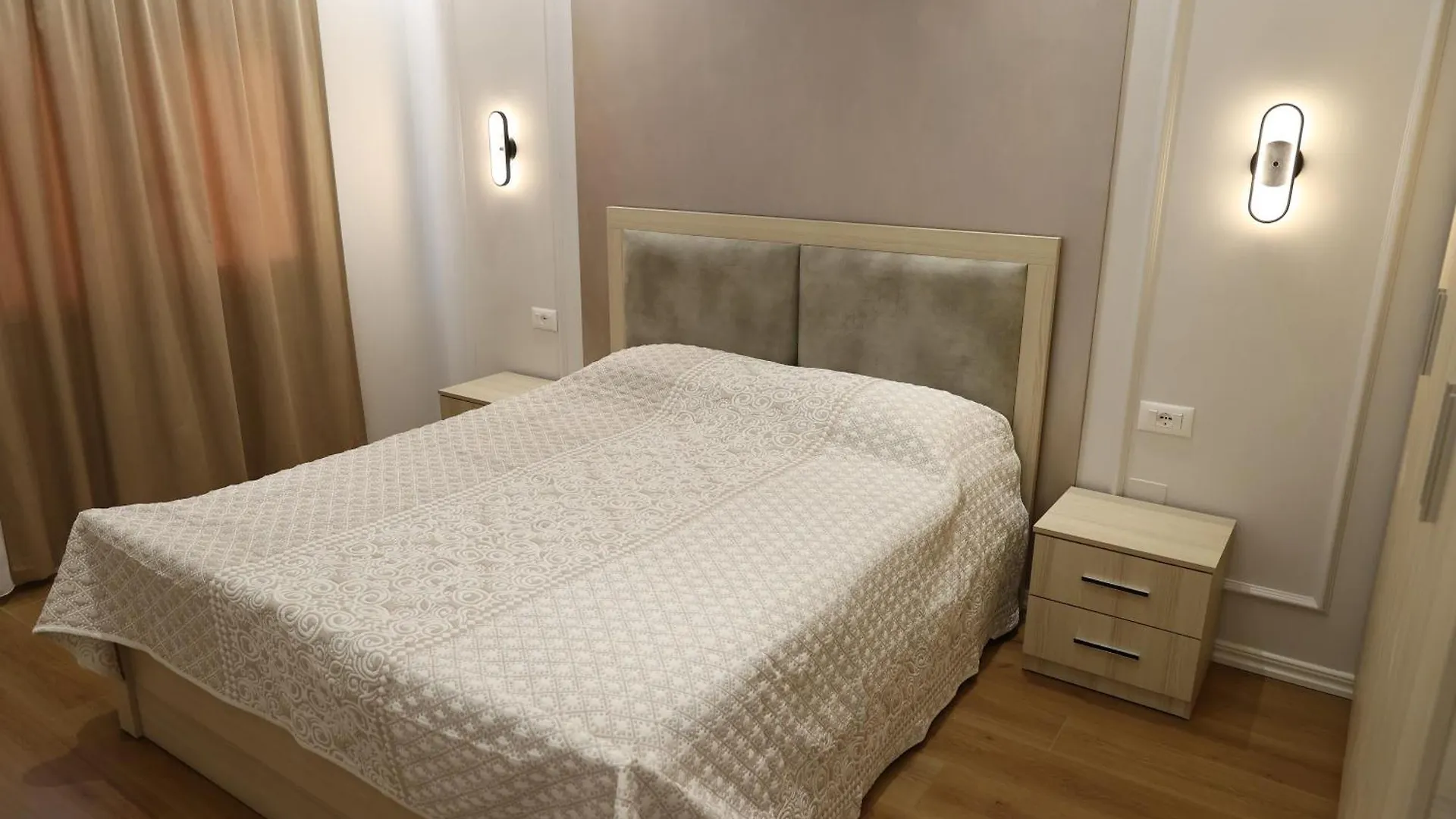 Amel Deluxe Apartment Durres